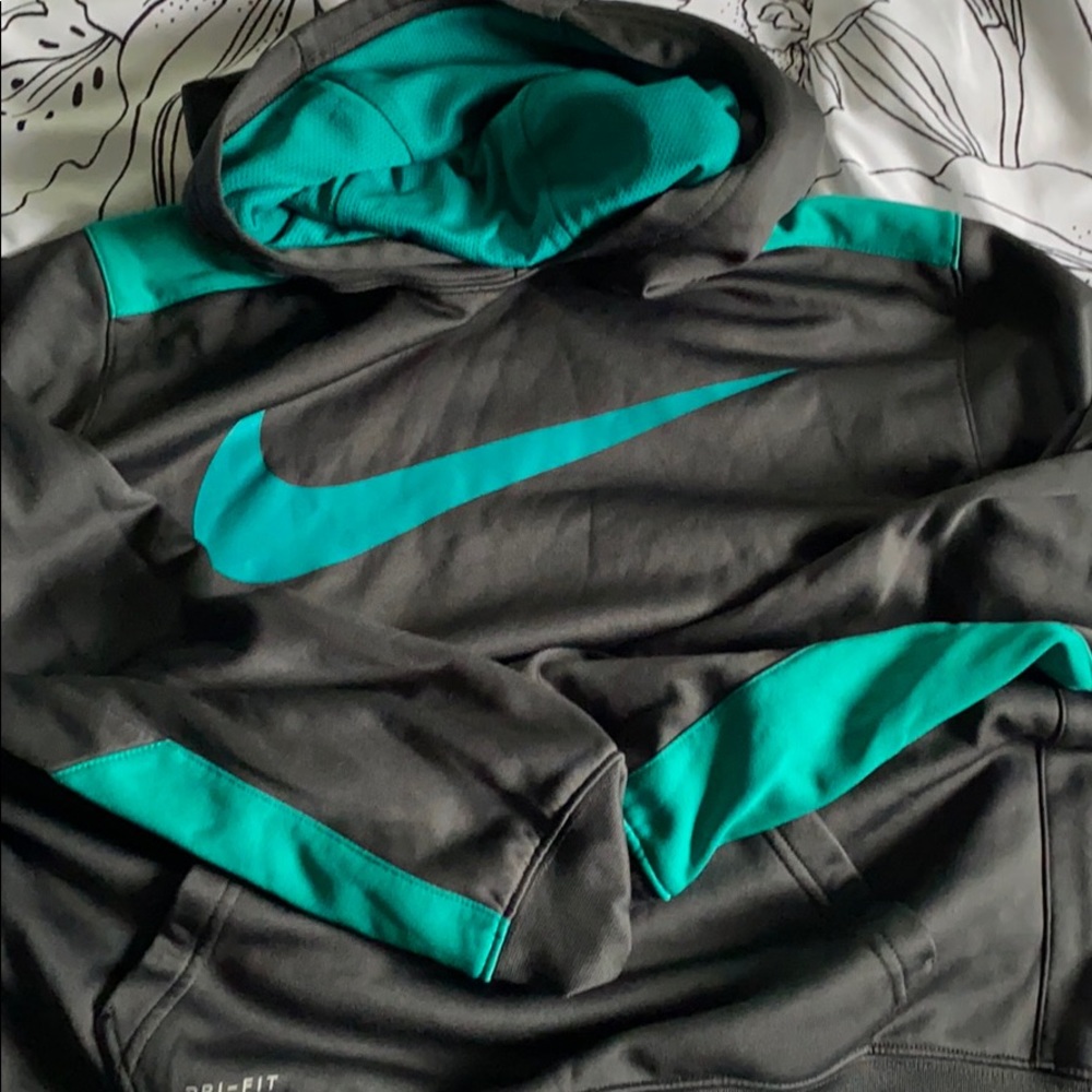 Nike YXL hoodie